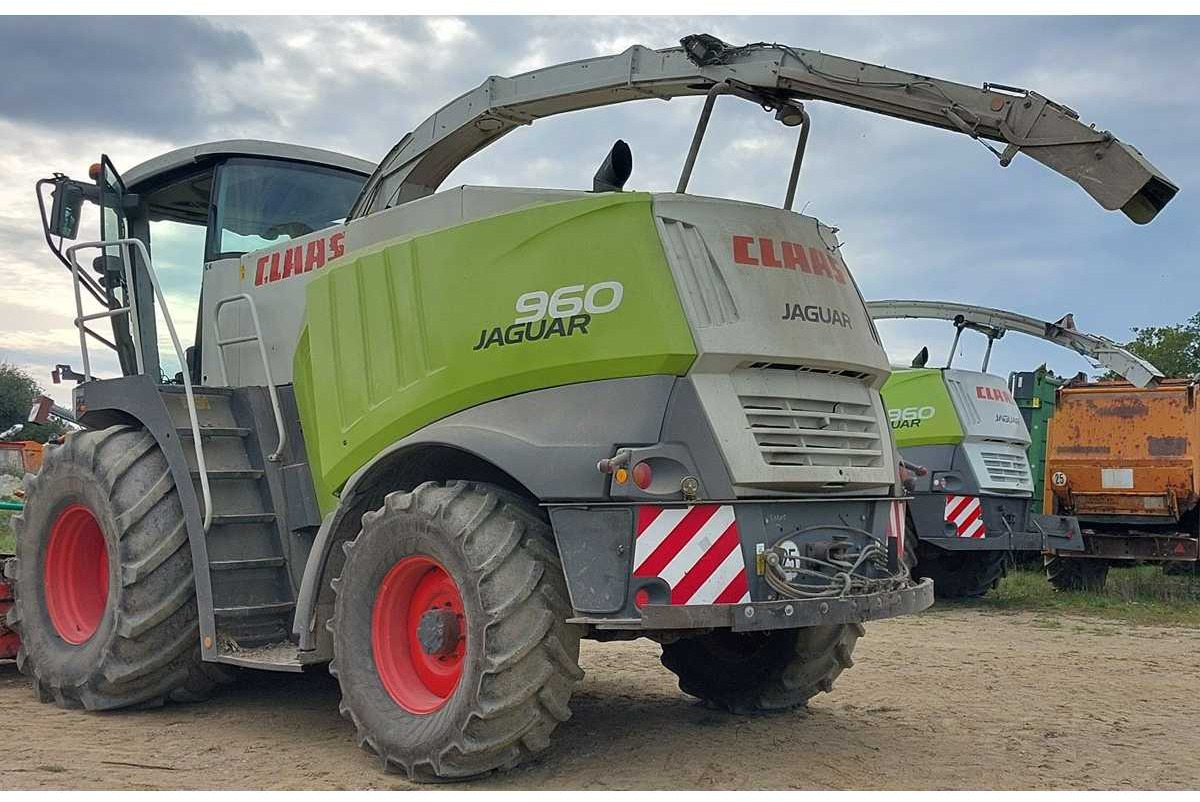 CLAAS - 2009 - 960 - HARVESTER-CHOPPER - Itsekulkeva silppuri: kuva CLAAS - 2009 - 960 - HARVESTER-CHOPPER - Itsekulkeva silppuri CLAAS - 2009 - 960 - HARVESTER-CHOPPER - Itsekulkeva silppuri: kuva CLAAS - 2009 - 960 - HARVESTER-CHOPPER - Itsekulkeva silppuri