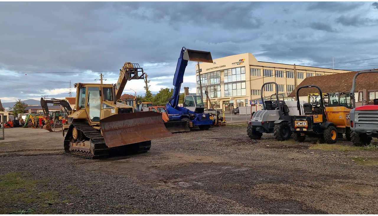 Caterpillar CATERPILLAR - D5N - BULLDOZER - 2008 - Puskutraktori: kuva Caterpillar CATERPILLAR - D5N - BULLDOZER - 2008 - Puskutraktori Caterpillar CATERPILLAR - D5N - BULLDOZER - 2008 - Puskutraktori: kuva Caterpillar CATERPILLAR - D5N - BULLDOZER - 2008 - Puskutraktori