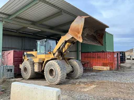 Caterpillar Cat 966F 2 - Liukuohjattu kuormaaja: kuva Caterpillar Cat 966F 2 - Liukuohjattu kuormaaja Caterpillar Cat 966F 2 - Liukuohjattu kuormaaja: kuva Caterpillar Cat 966F 2 - Liukuohjattu kuormaaja