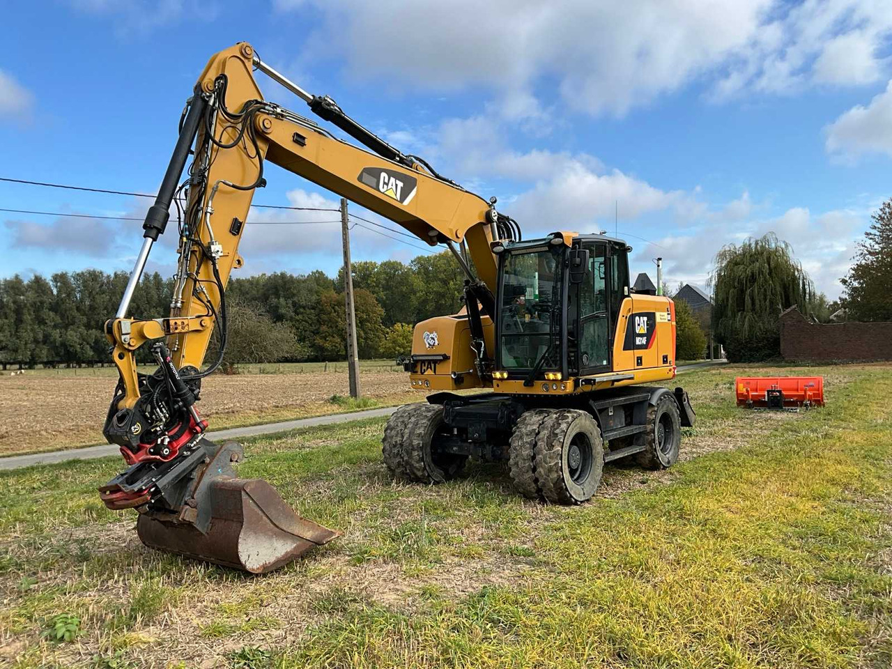 Caterpillar M314F - Pyöräalustainen kaivinkone: kuva Caterpillar M314F - Pyöräalustainen kaivinkone Caterpillar M314F - Pyöräalustainen kaivinkone: kuva Caterpillar M314F - Pyöräalustainen kaivinkone