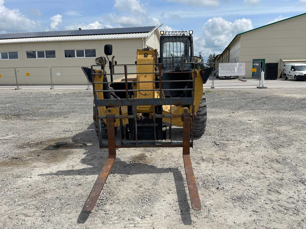 Caterpillar TH360B - Pyöräkuormaaja: kuva Caterpillar TH360B - Pyöräkuormaaja Caterpillar TH360B - Pyöräkuormaaja: kuva Caterpillar TH360B - Pyöräkuormaaja