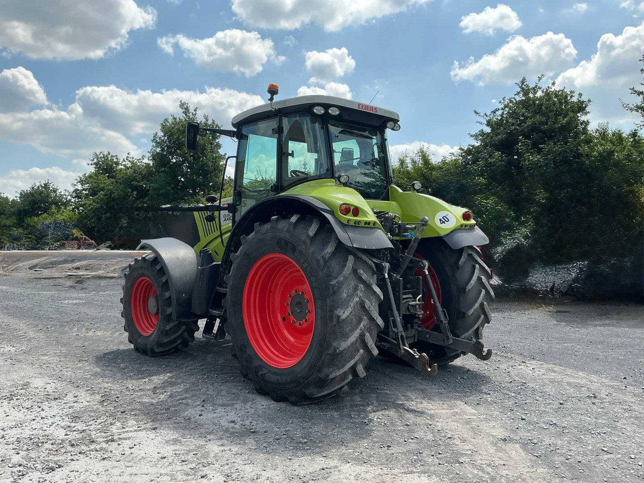 Claas Axion 840 - Traktori: kuva Claas Axion 840 - Traktori Claas Axion 840 - Traktori: kuva Claas Axion 840 - Traktori