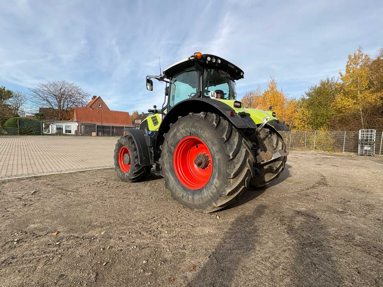 Claas CLAAS ARION 850 C-MATIC FARM TRACTOR WITH ALL-WHEEL DRIVE - Traktori: kuva Claas CLAAS ARION 850 C-MATIC FARM TRACTOR WITH ALL-WHEEL DRIVE - Traktori Claas CLAAS ARION 850 C-MATIC FARM TRACTOR WITH ALL-WHEEL DRIVE - Traktori: kuva Claas CLAAS ARION 850 C-MATIC FARM TRACTOR WITH ALL-WHEEL DRIVE - Traktori