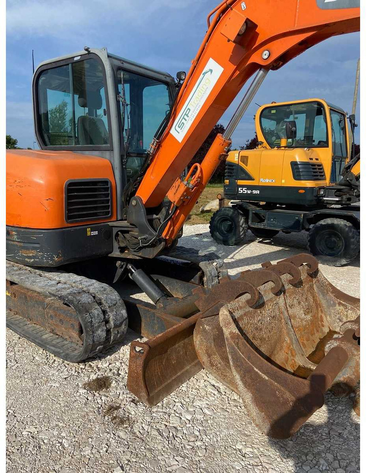 DOOSAN - DX 62R-3 - MIDI-EXCAVATOR - 2018 - Kaivuri: kuva DOOSAN - DX 62R-3 - MIDI-EXCAVATOR - 2018 - Kaivuri DOOSAN - DX 62R-3 - MIDI-EXCAVATOR - 2018 - Kaivuri: kuva DOOSAN - DX 62R-3 - MIDI-EXCAVATOR - 2018 - Kaivuri