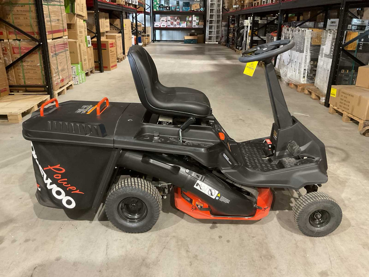 Daewoo DAXRM224 - Ruohonleikkuri: kuva Daewoo DAXRM224 - Ruohonleikkuri Daewoo DAXRM224 - Ruohonleikkuri: kuva Daewoo DAXRM224 - Ruohonleikkuri