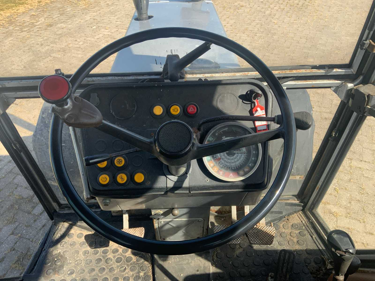 Traktori Fendt 309/900 LS Turbumatic: kuva Traktori Fendt 309/900 LS Turbumatic