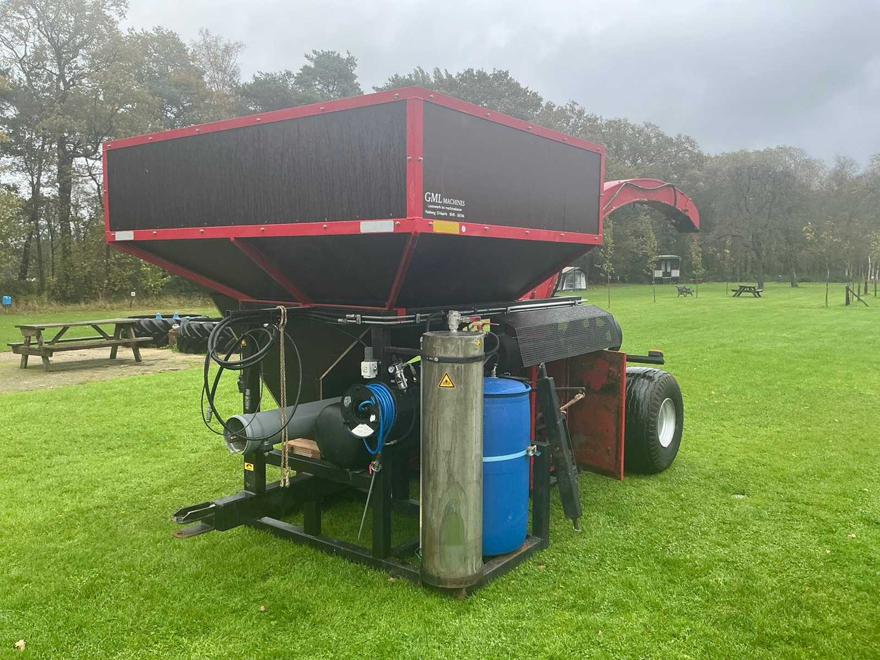 Geringhoff GERINGHOFF HAMMER MILL - Itsekulkeva silppuri: kuva Geringhoff GERINGHOFF HAMMER MILL - Itsekulkeva silppuri Geringhoff GERINGHOFF HAMMER MILL - Itsekulkeva silppuri: kuva Geringhoff GERINGHOFF HAMMER MILL - Itsekulkeva silppuri