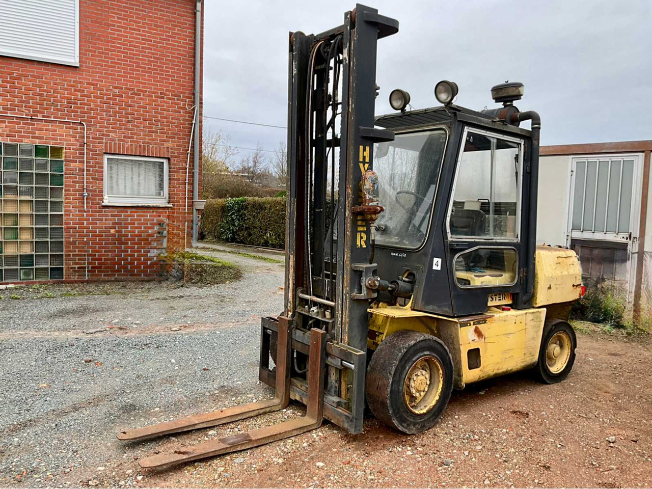 HYSTER H4.00XL FORKLIFT TRUCK - 4TON - WORKING - Vastapainotrukki: kuva HYSTER H4.00XL FORKLIFT TRUCK - 4TON - WORKING - Vastapainotrukki HYSTER H4.00XL FORKLIFT TRUCK - 4TON - WORKING - Vastapainotrukki: kuva HYSTER H4.00XL FORKLIFT TRUCK - 4TON - WORKING - Vastapainotrukki