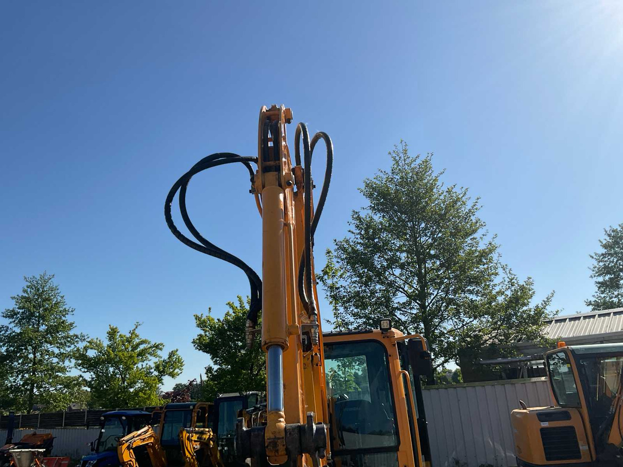 Hyundai Excabator Robex-35z-9A - Telakaivukone: kuva Hyundai Excabator Robex-35z-9A - Telakaivukone Hyundai Excabator Robex-35z-9A - Telakaivukone: kuva Hyundai Excabator Robex-35z-9A - Telakaivukone