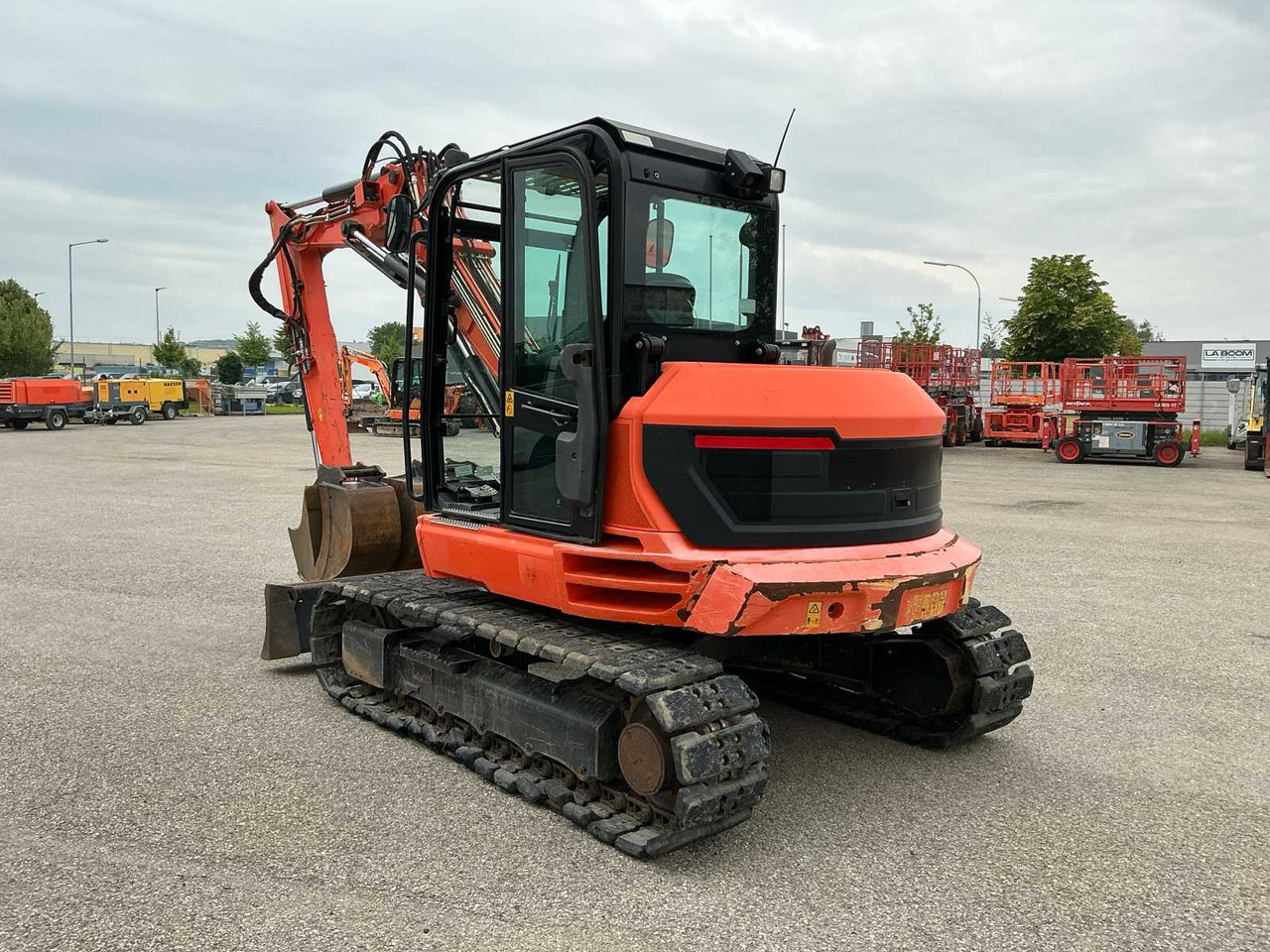 JCB 86C-1TAB - Telakaivukone: kuva JCB 86C-1TAB - Telakaivukone JCB 86C-1TAB - Telakaivukone: kuva JCB 86C-1TAB - Telakaivukone
