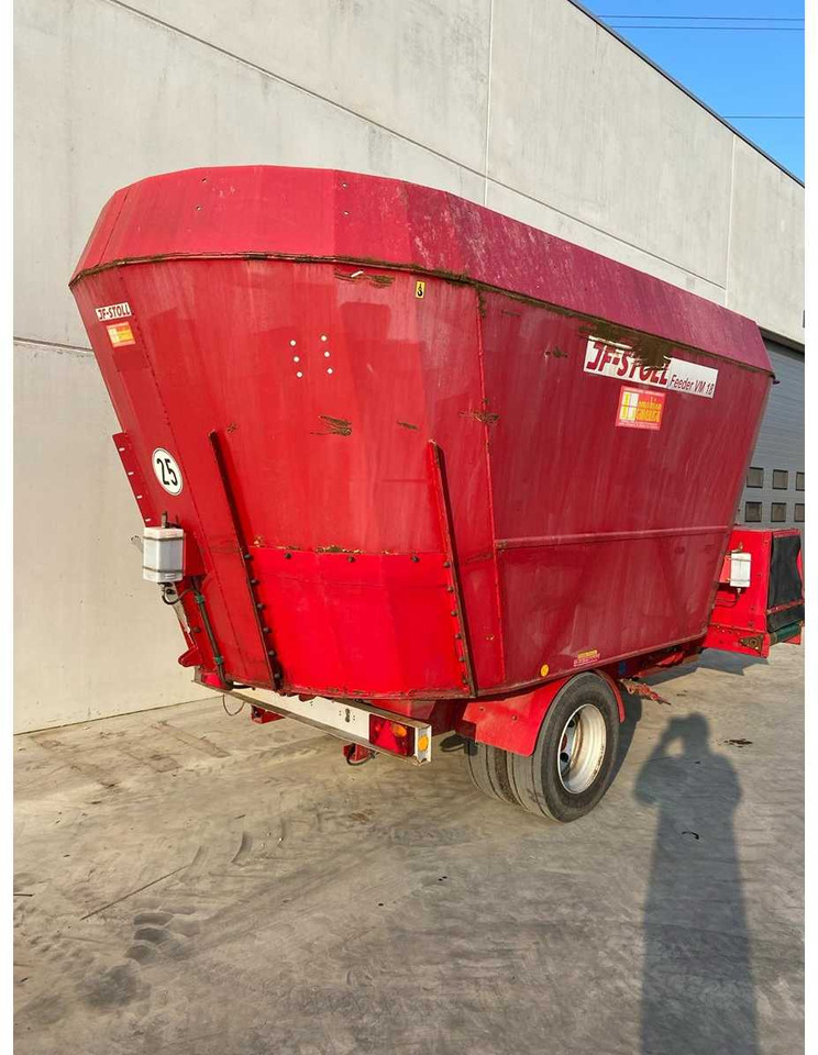 JF Stoll Feeder VM18 - Seosrehuvaunu: kuva JF Stoll Feeder VM18 - Seosrehuvaunu JF Stoll Feeder VM18 - Seosrehuvaunu: kuva JF Stoll Feeder VM18 - Seosrehuvaunu
