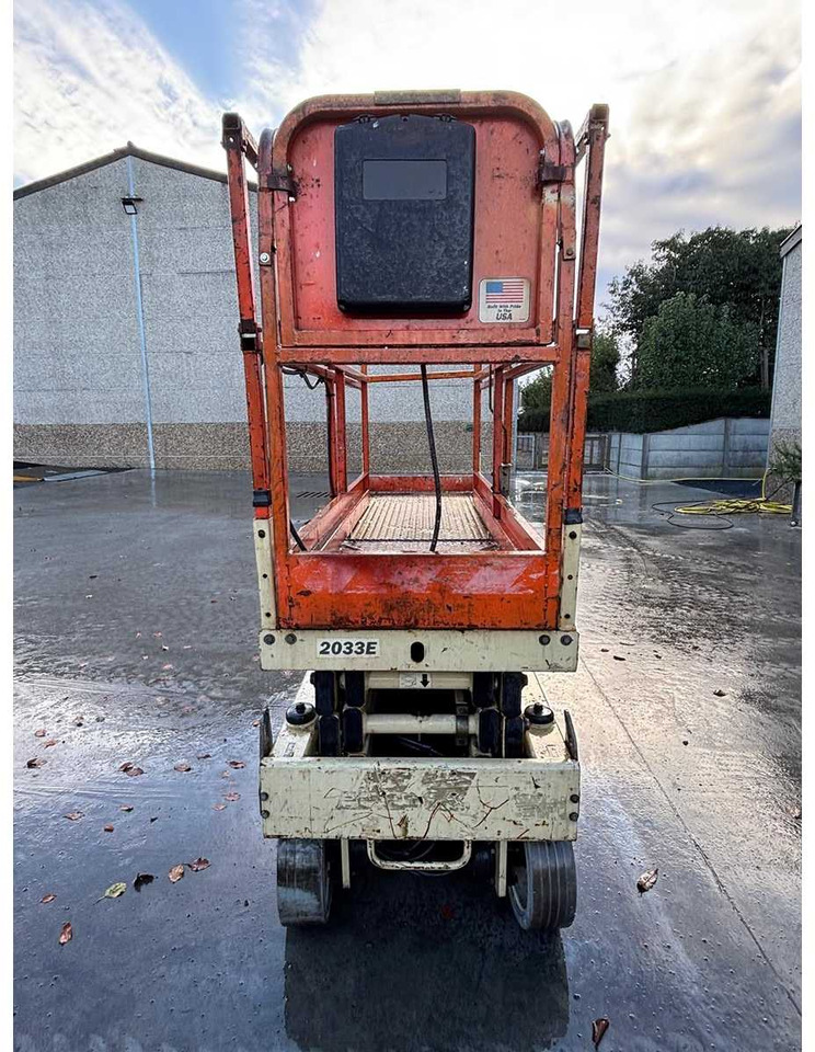 JLG - 2033E - AERIAL WORK PLATFORMS - 1997 - Henkilönostin: kuva JLG - 2033E - AERIAL WORK PLATFORMS - 1997 - Henkilönostin JLG - 2033E - AERIAL WORK PLATFORMS - 1997 - Henkilönostin: kuva JLG - 2033E - AERIAL WORK PLATFORMS - 1997 - Henkilönostin
