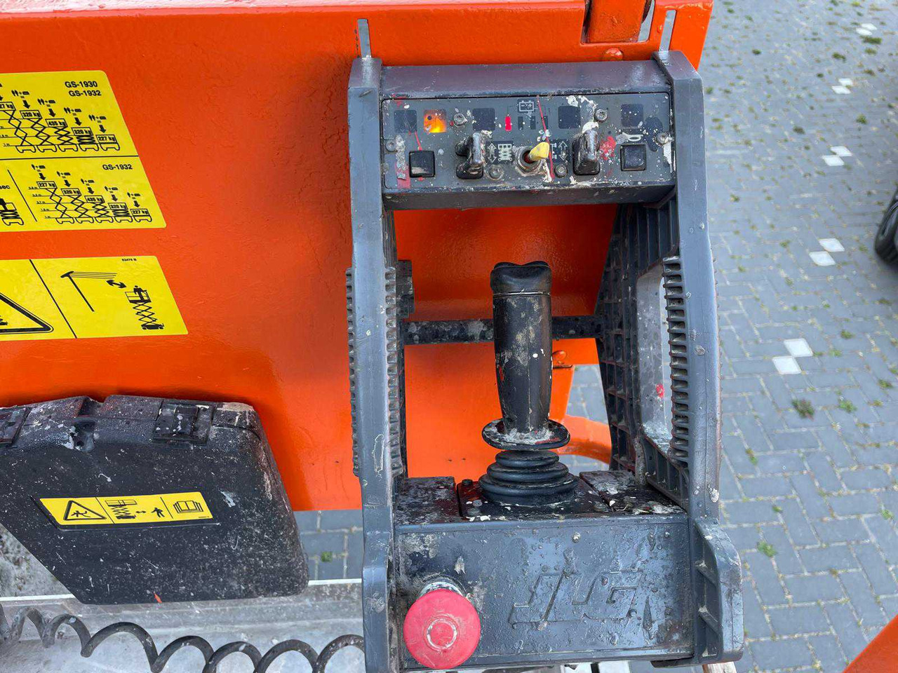 Henkilönostin JLG 3246ES: kuva Henkilönostin JLG 3246ES