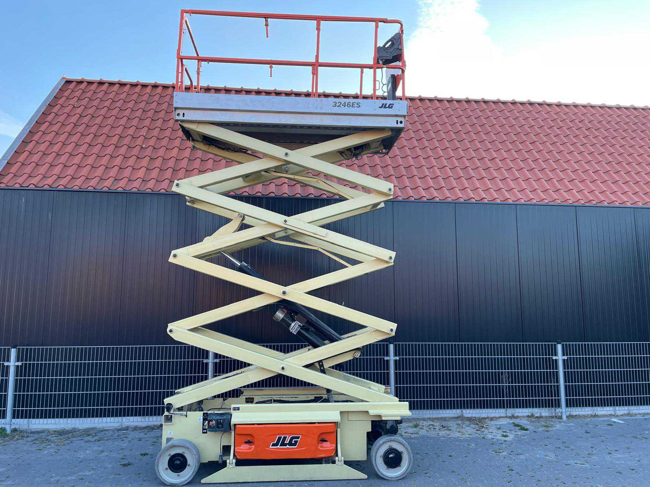 Henkilönostin JLG 3246ES: kuva Henkilönostin JLG 3246ES