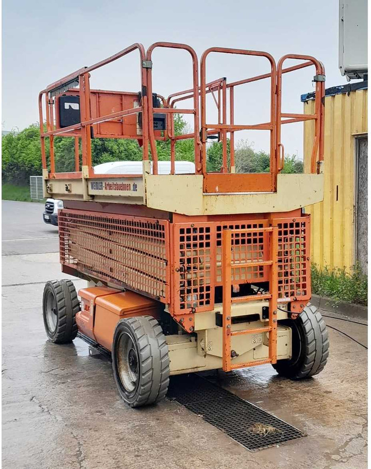 JLG 3369LE - Henkilönostin: kuva JLG 3369LE - Henkilönostin JLG 3369LE - Henkilönostin: kuva JLG 3369LE - Henkilönostin