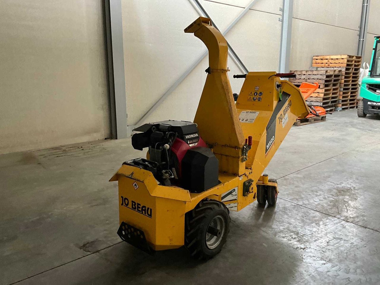 Jo beau M500 - Itsekulkeva silppuri: kuva Jo beau M500 - Itsekulkeva silppuri Jo beau M500 - Itsekulkeva silppuri: kuva Jo beau M500 - Itsekulkeva silppuri