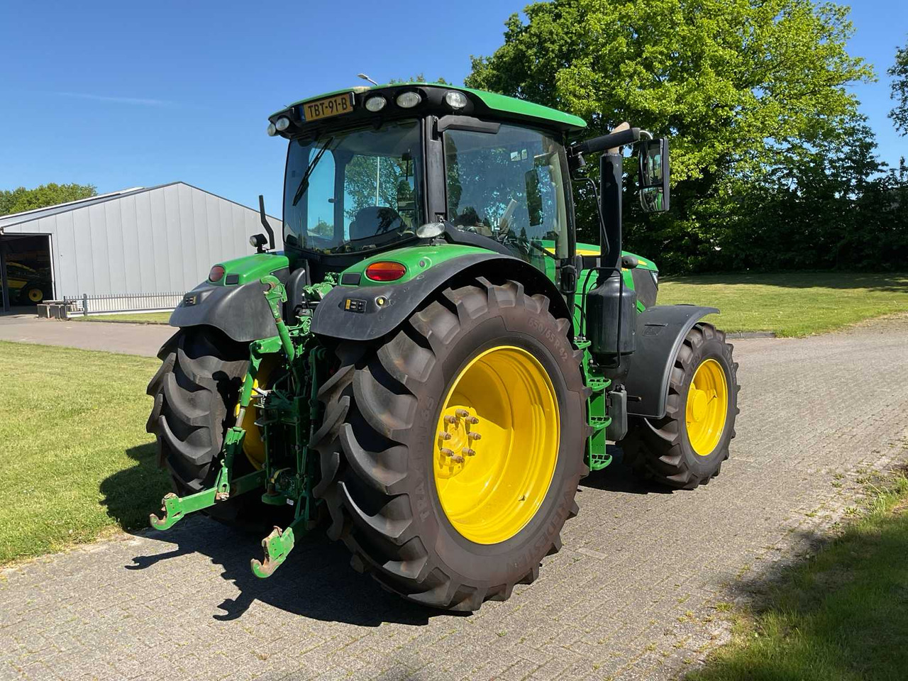 John Deere 6155R - Traktori: kuva John Deere 6155R - Traktori John Deere 6155R - Traktori: kuva John Deere 6155R - Traktori