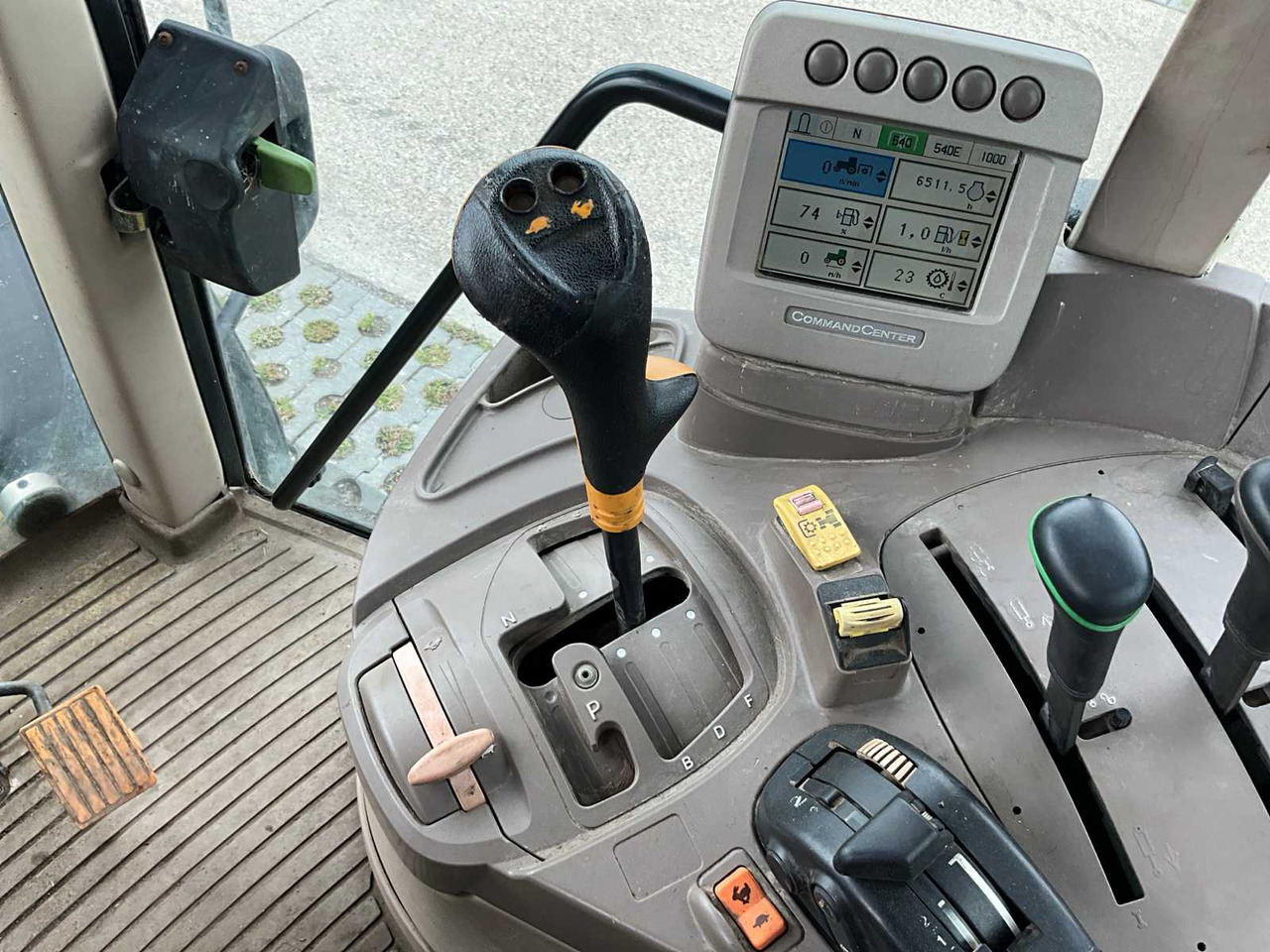 Traktori John Deere 6230 Premium: kuva Traktori John Deere 6230 Premium