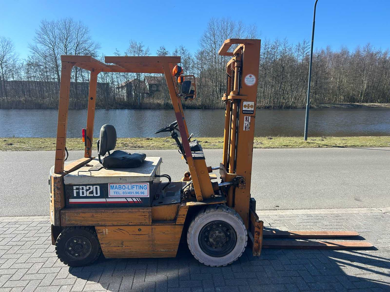 KOMATSU FB20-3 FORKLIFT - Vastapainotrukki: kuva KOMATSU FB20-3 FORKLIFT - Vastapainotrukki KOMATSU FB20-3 FORKLIFT - Vastapainotrukki: kuva KOMATSU FB20-3 FORKLIFT - Vastapainotrukki