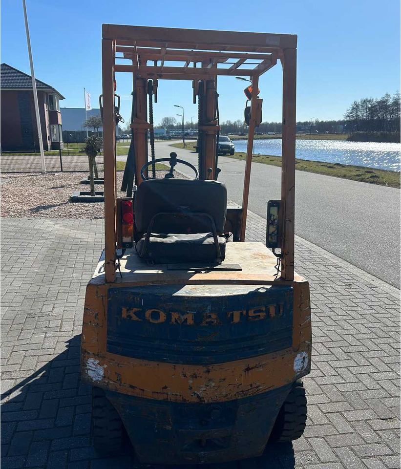 KOMATSU FB20-3 FORKLIFT - Vastapainotrukki: kuva KOMATSU FB20-3 FORKLIFT - Vastapainotrukki KOMATSU FB20-3 FORKLIFT - Vastapainotrukki: kuva KOMATSU FB20-3 FORKLIFT - Vastapainotrukki