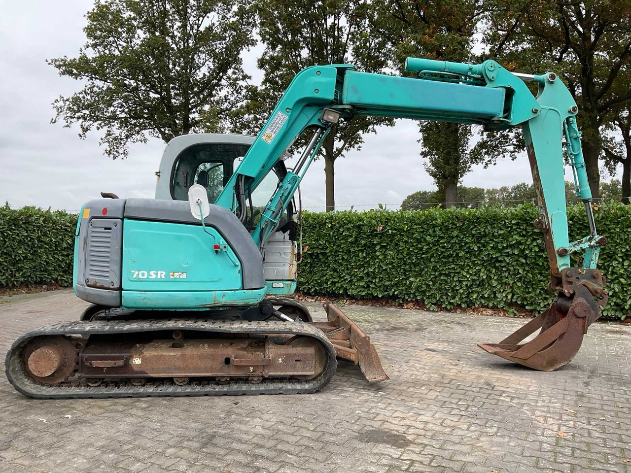 Kobelco SK70SR-1E - Telakaivukone: kuva Kobelco SK70SR-1E - Telakaivukone Kobelco SK70SR-1E - Telakaivukone: kuva Kobelco SK70SR-1E - Telakaivukone
