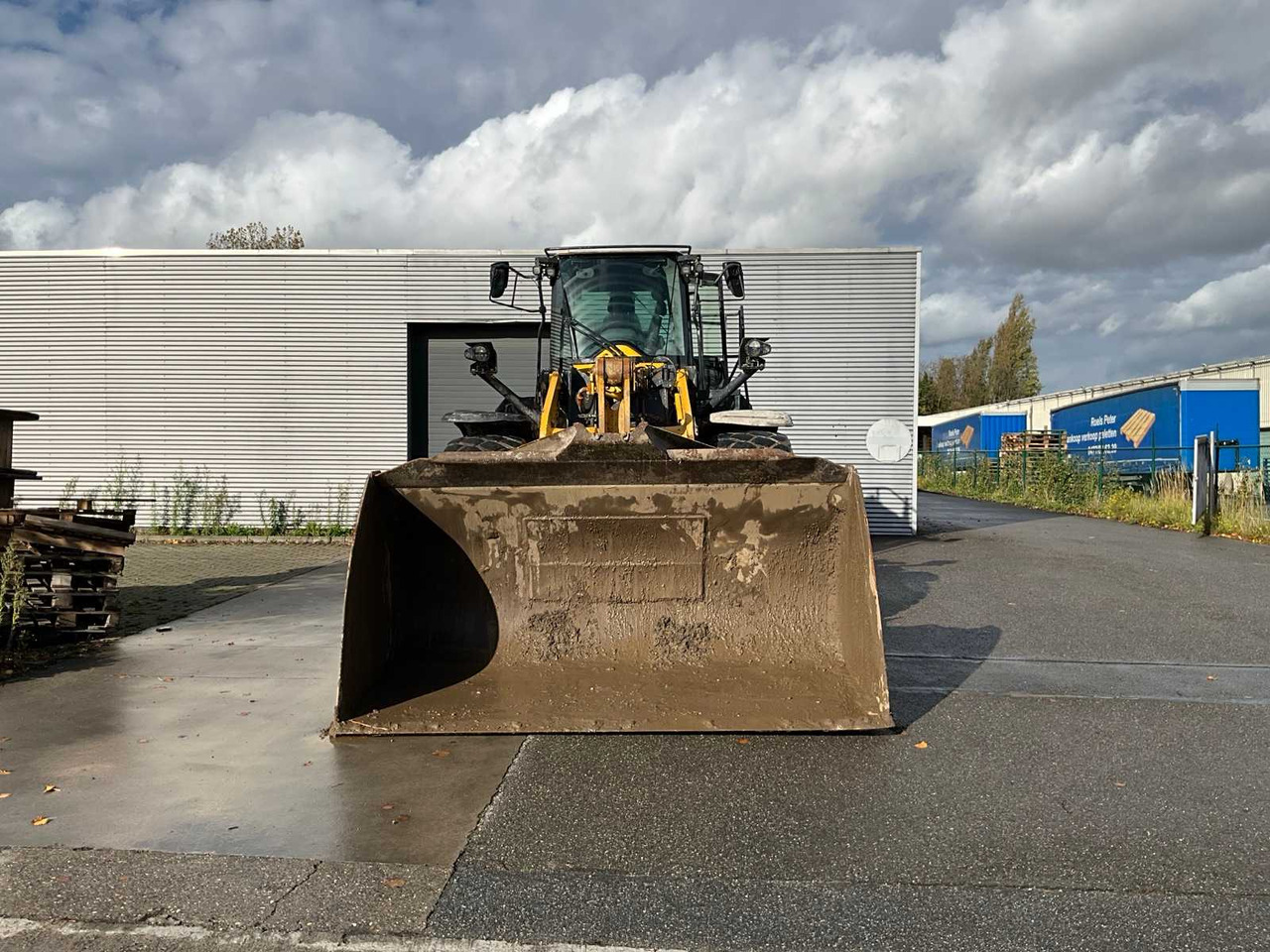 Komatsu Wa 475 - Pyöräkuormaaja: kuva Komatsu Wa 475 - Pyöräkuormaaja Komatsu Wa 475 - Pyöräkuormaaja: kuva Komatsu Wa 475 - Pyöräkuormaaja