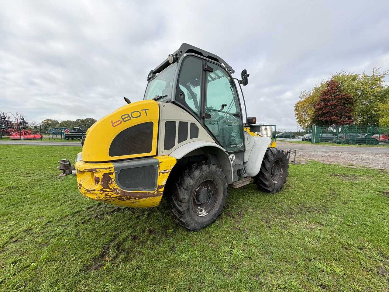 Kramer 680T - Pyöräkuormaaja: kuva Kramer 680T - Pyöräkuormaaja Kramer 680T - Pyöräkuormaaja: kuva Kramer 680T - Pyöräkuormaaja