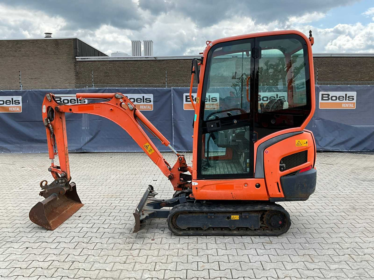 Minikuormaaja Kubota KX016-4G: kuva Minikuormaaja Kubota KX016-4G
