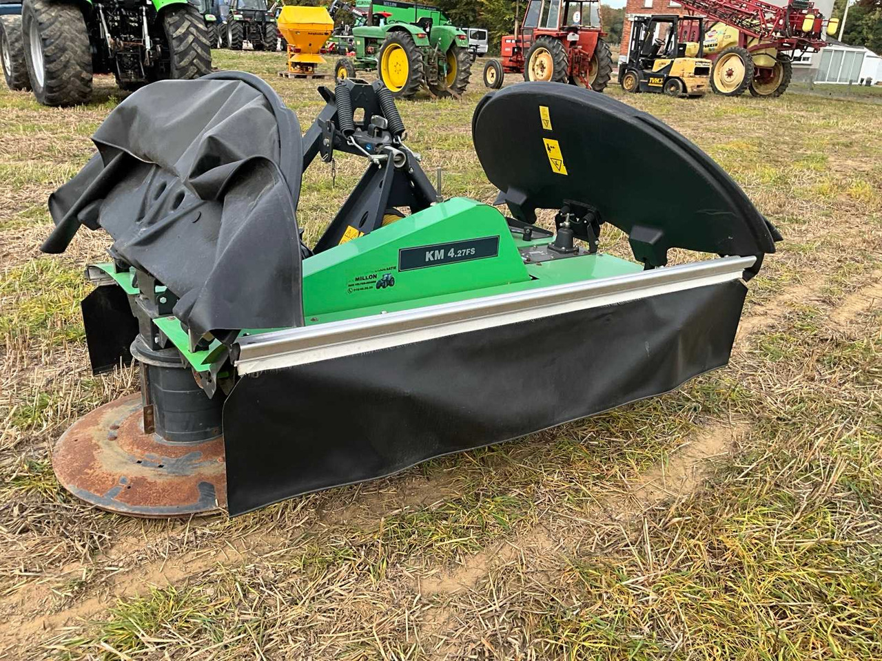 Kuhn KM 4.27FS - Kesantomurskain/ Vesakkomurskain: kuva Kuhn KM 4.27FS - Kesantomurskain/ Vesakkomurskain Kuhn KM 4.27FS - Kesantomurskain/ Vesakkomurskain: kuva Kuhn KM 4.27FS - Kesantomurskain/ Vesakkomurskain