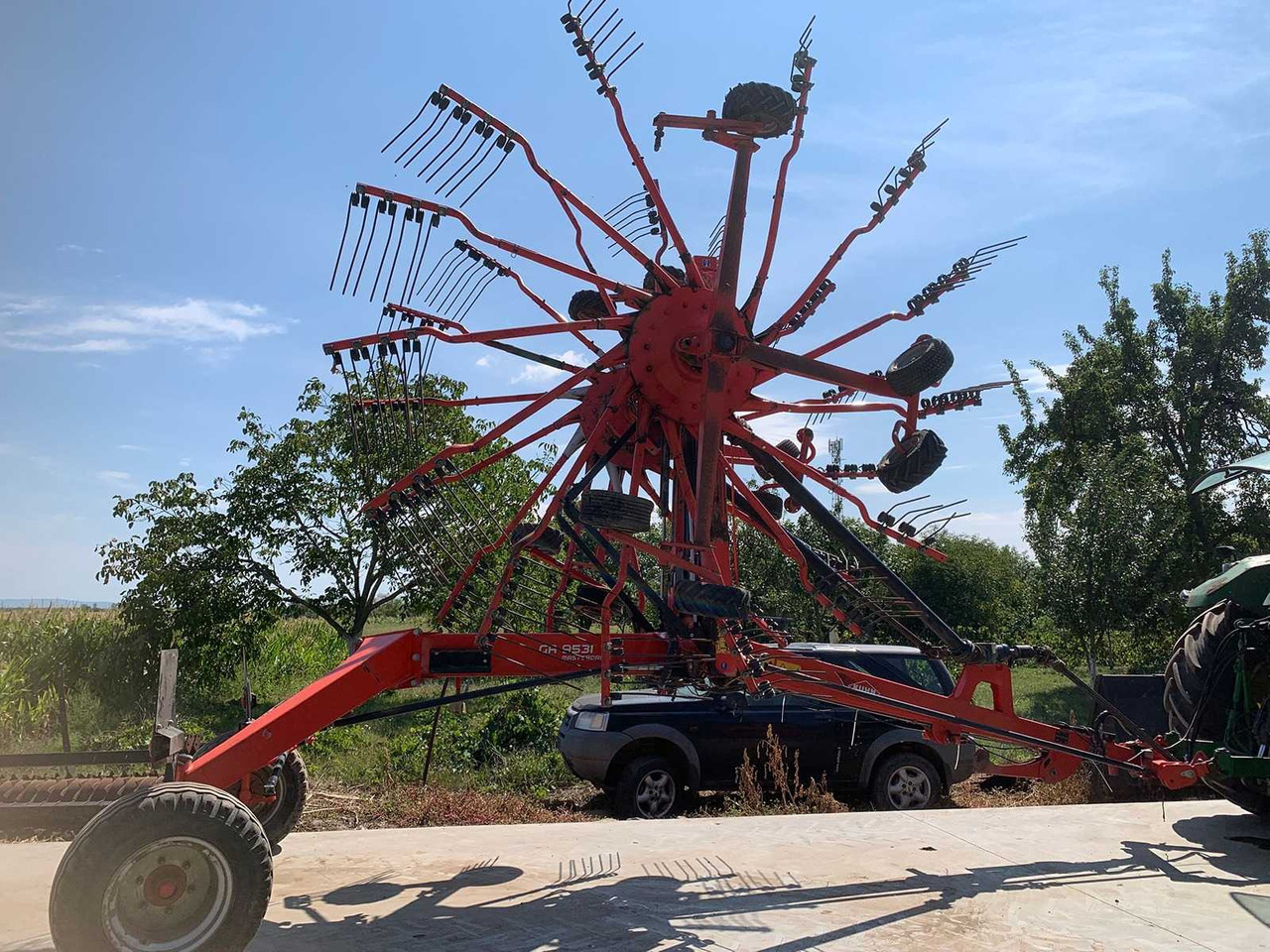 Kuhn  - Kelajyrsin: kuva Kuhn  - Kelajyrsin Kuhn  - Kelajyrsin: kuva Kuhn  - Kelajyrsin