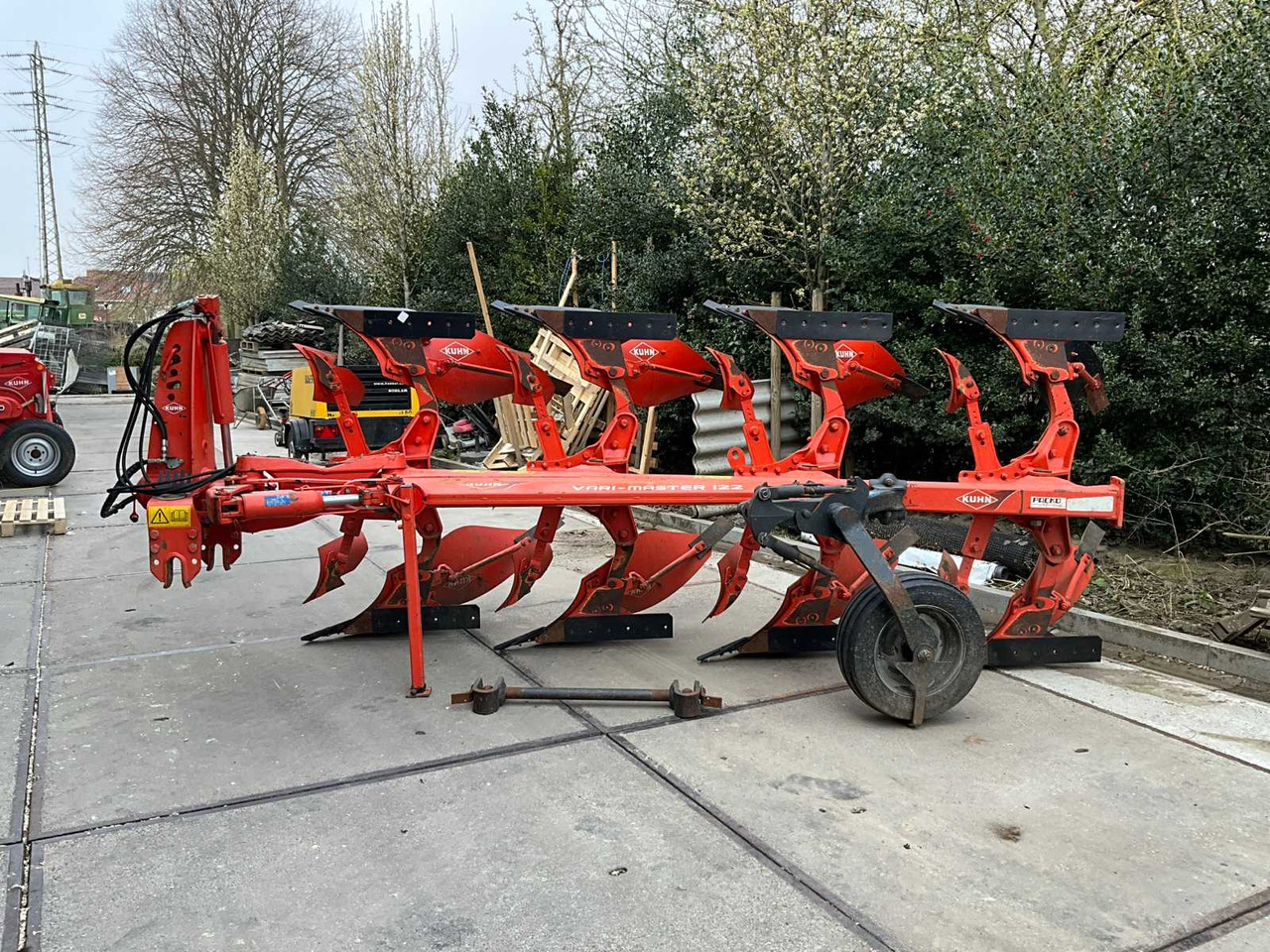 Kuhn Vari-master 122 - Aura: kuva Kuhn Vari-master 122 - Aura Kuhn Vari-master 122 - Aura: kuva Kuhn Vari-master 122 - Aura