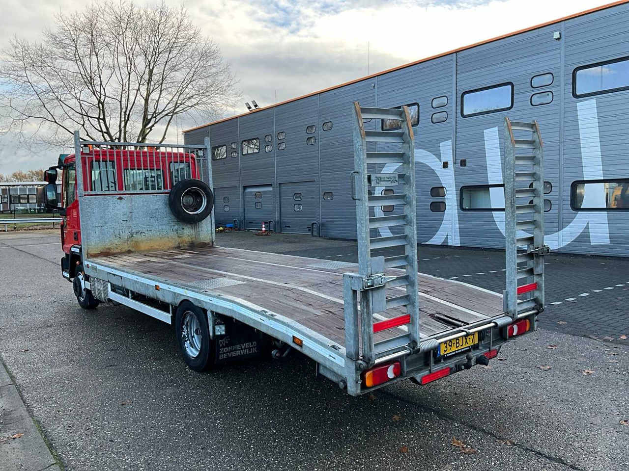 2018 IVECO EUROCARGO EURO6 RAMP WITH VELDHUIZEN BODY 39-BJX-7 - Kuorma-auto: kuva 2018 IVECO EUROCARGO EURO6 RAMP WITH VELDHUIZEN BODY 39-BJX-7 - Kuorma-auto 2018 IVECO EUROCARGO EURO6 RAMP WITH VELDHUIZEN BODY 39-BJX-7 - Kuorma-auto: kuva 2018 IVECO EUROCARGO EURO6 RAMP WITH VELDHUIZEN BODY 39-BJX-7 - Kuorma-auto