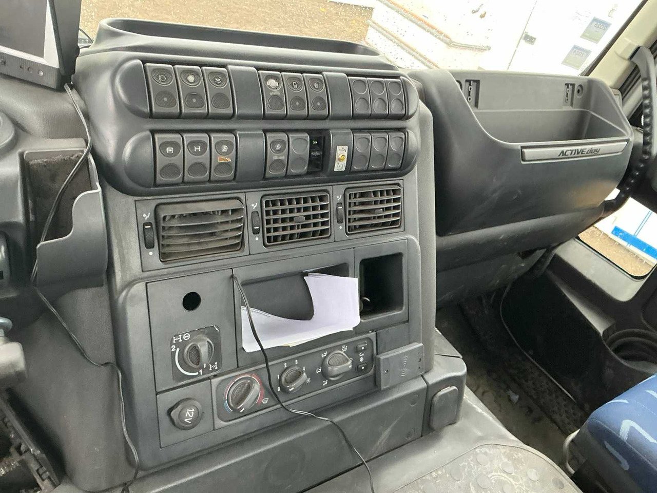 Kuorma-auto IVECO - TRAKKER - TRUCK - 2008: kuva Kuorma-auto IVECO - TRAKKER - TRUCK - 2008