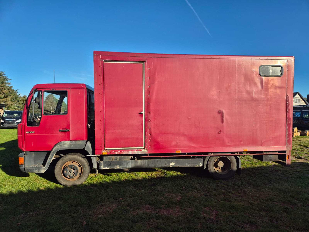 MAN L 75F HORSE TRAILER 1994 - Kuorma-auto: kuva MAN L 75F HORSE TRAILER 1994 - Kuorma-auto MAN L 75F HORSE TRAILER 1994 - Kuorma-auto: kuva MAN L 75F HORSE TRAILER 1994 - Kuorma-auto