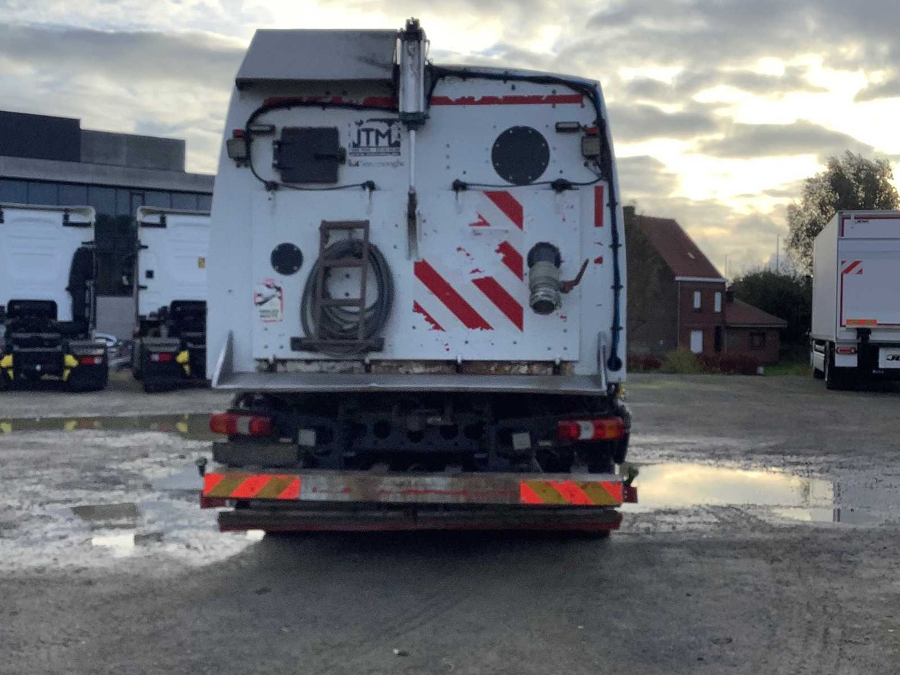 MERCEDES-BENZ - AROCS 963-0-A - TRUCK - 2016 - Kuorma-auto: kuva MERCEDES-BENZ - AROCS 963-0-A - TRUCK - 2016 - Kuorma-auto MERCEDES-BENZ - AROCS 963-0-A - TRUCK - 2016 - Kuorma-auto: kuva MERCEDES-BENZ - AROCS 963-0-A - TRUCK - 2016 - Kuorma-auto