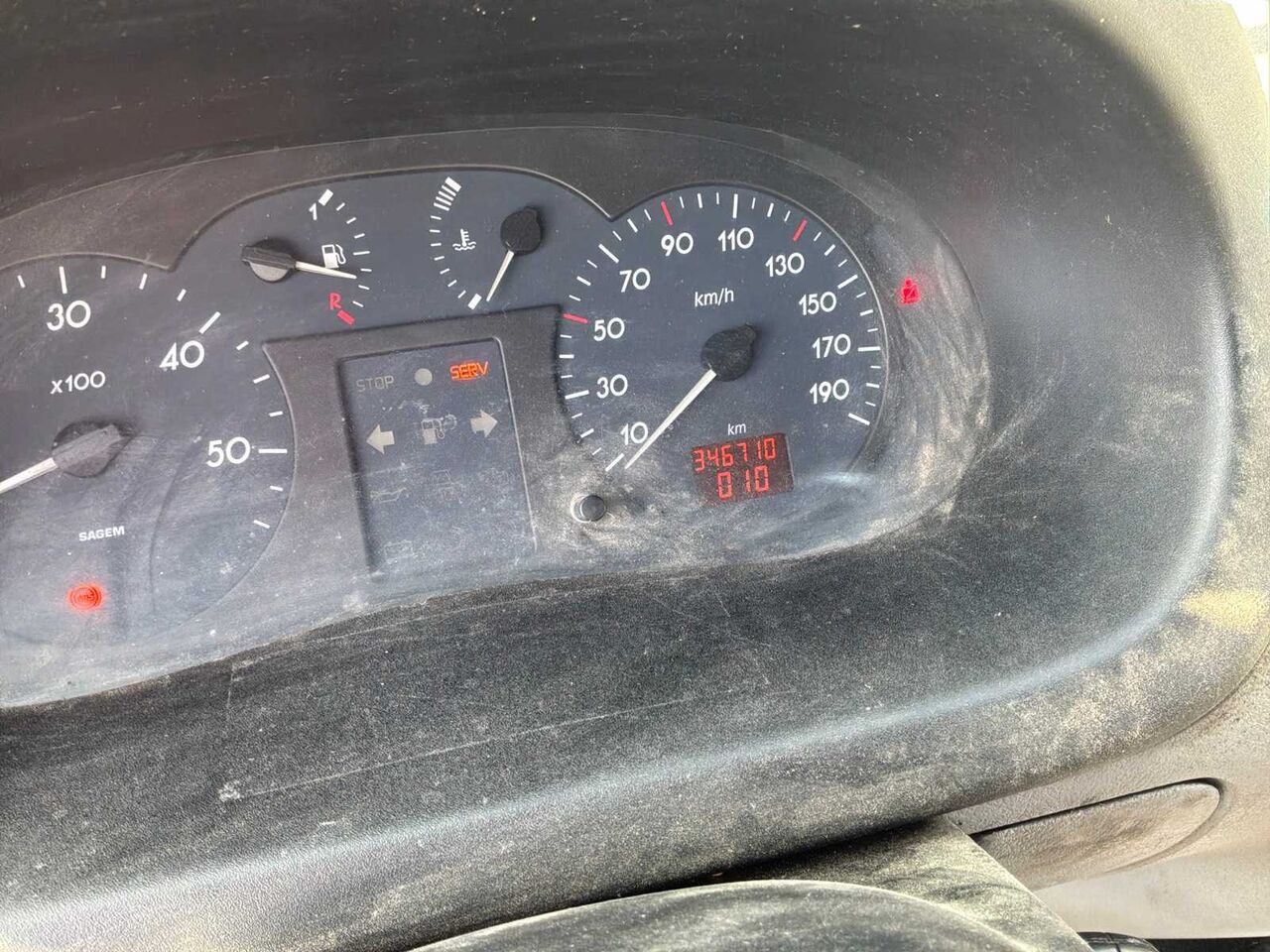 Kuorma-auto RENAULT - MASTER - TRUCK: kuva Kuorma-auto RENAULT - MASTER - TRUCK Kuorma-auto RENAULT - MASTER - TRUCK: kuva Kuorma-auto RENAULT - MASTER - TRUCK