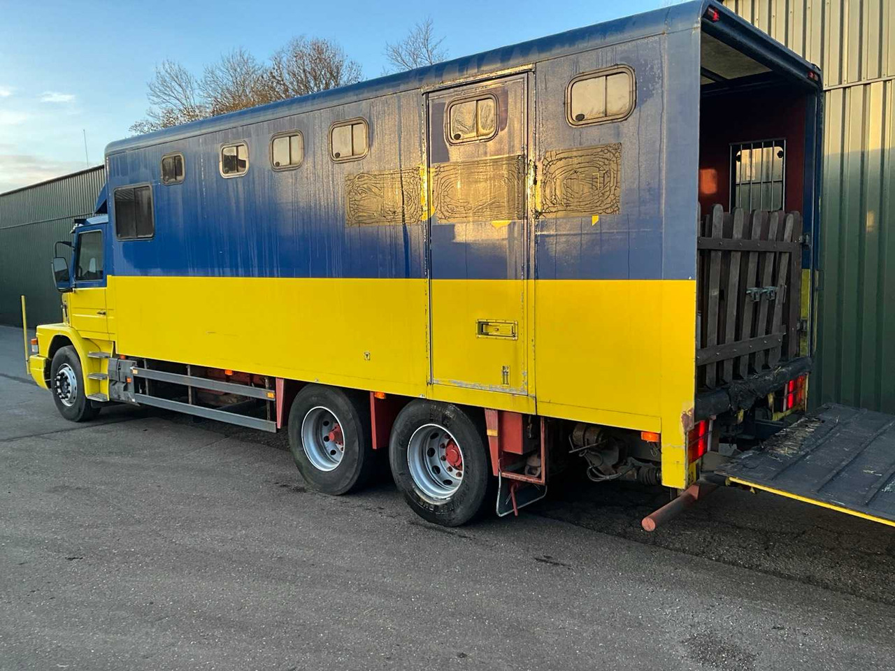 SCANIA - TORPEDO - T 113 H 320- AUTOMATIC - TRUCK - 1996 - Kuorma-auto: kuva SCANIA - TORPEDO - T 113 H 320- AUTOMATIC - TRUCK - 1996 - Kuorma-auto SCANIA - TORPEDO - T 113 H 320- AUTOMATIC - TRUCK - 1996 - Kuorma-auto: kuva SCANIA - TORPEDO - T 113 H 320- AUTOMATIC - TRUCK - 1996 - Kuorma-auto