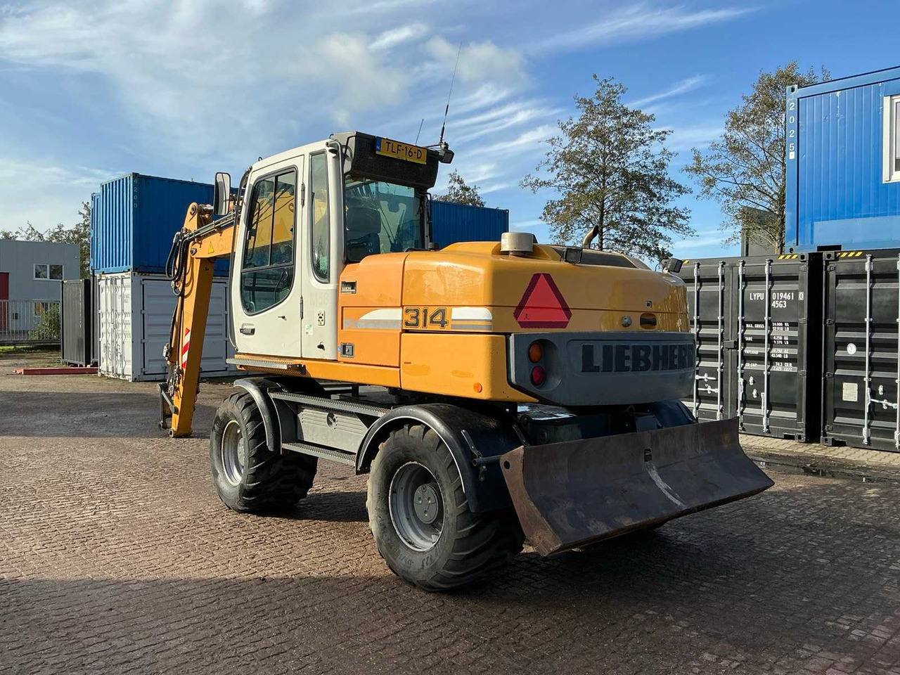 LIEBHERR A314 WHEELED EXCAVATOR - Pyöräalustainen kaivinkone: kuva LIEBHERR A314 WHEELED EXCAVATOR - Pyöräalustainen kaivinkone LIEBHERR A314 WHEELED EXCAVATOR - Pyöräalustainen kaivinkone: kuva LIEBHERR A314 WHEELED EXCAVATOR - Pyöräalustainen kaivinkone