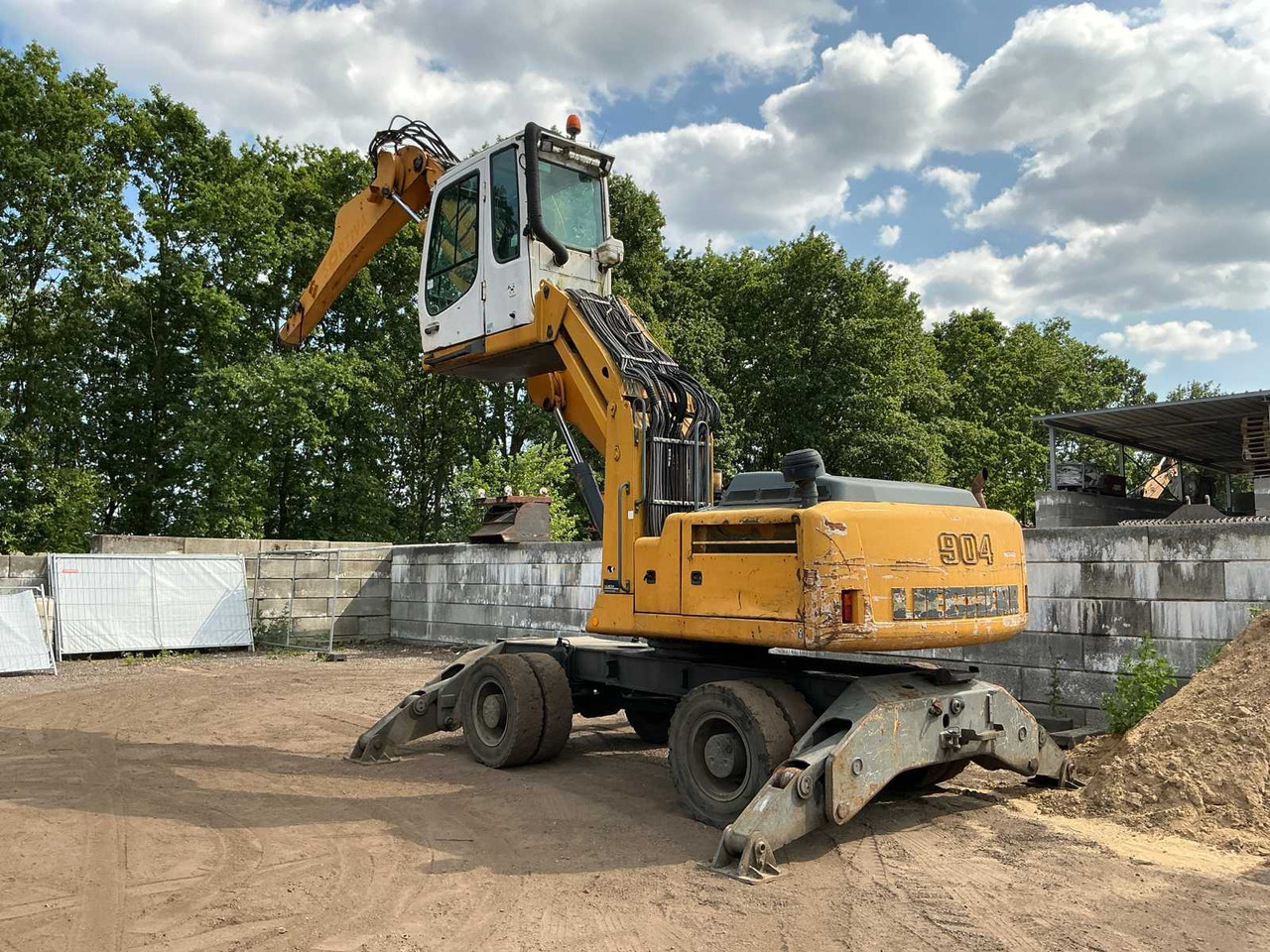 Liebherr A904C litronic - Ajoneuvonosturi: kuva Liebherr A904C litronic - Ajoneuvonosturi Liebherr A904C litronic - Ajoneuvonosturi: kuva Liebherr A904C litronic - Ajoneuvonosturi