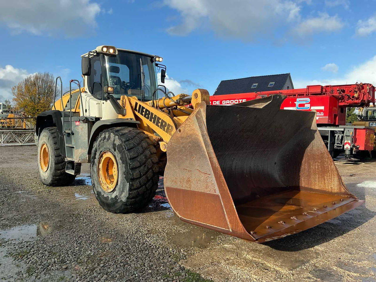 Liebherr L576 2plus2 - Pyöräkuormaaja: kuva Liebherr L576 2plus2 - Pyöräkuormaaja Liebherr L576 2plus2 - Pyöräkuormaaja: kuva Liebherr L576 2plus2 - Pyöräkuormaaja