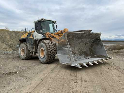 Liebherr L576 - Pyöräkuormaaja: kuva Liebherr L576 - Pyöräkuormaaja Liebherr L576 - Pyöräkuormaaja: kuva Liebherr L576 - Pyöräkuormaaja