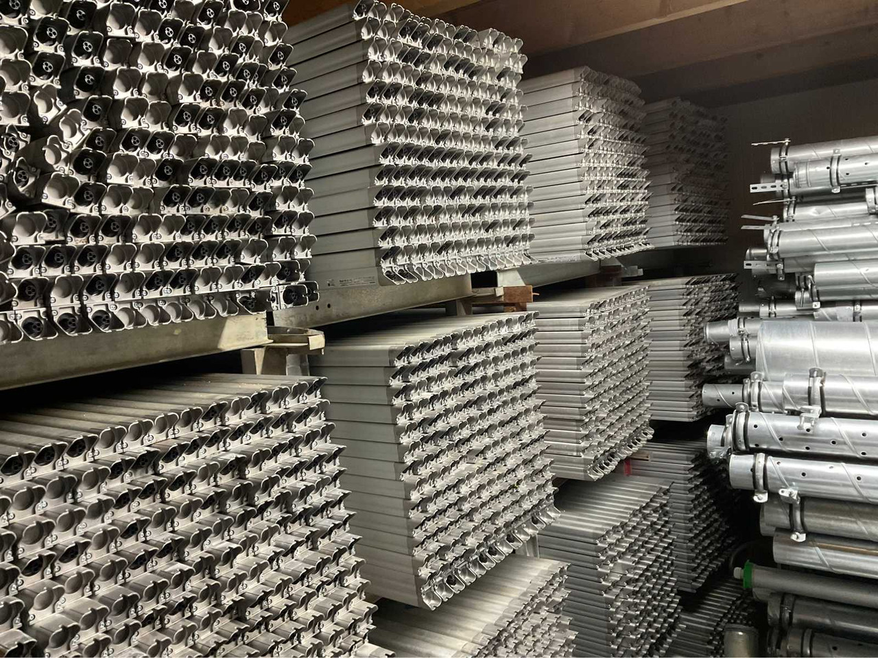 Philips GP LED production DR/B 150 LB - Maatalouskoneet: kuva Philips GP LED production DR/B 150 LB - Maatalouskoneet Philips GP LED production DR/B 150 LB - Maatalouskoneet: kuva Philips GP LED production DR/B 150 LB - Maatalouskoneet