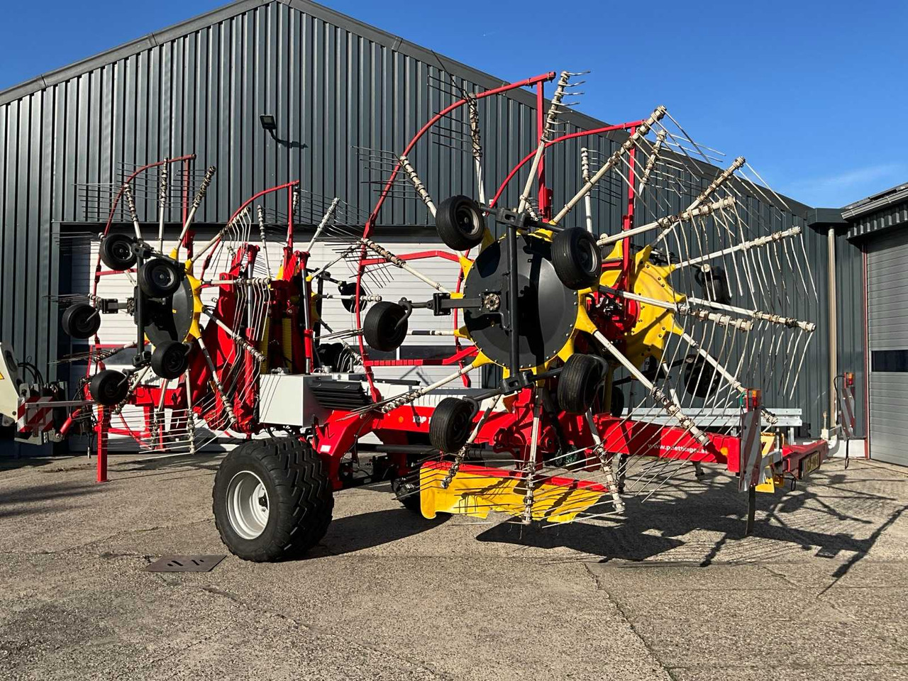 Pottinger Top 1252 C S-Line - Maatalouskoneet: kuva Pottinger Top 1252 C S-Line - Maatalouskoneet Pottinger Top 1252 C S-Line - Maatalouskoneet: kuva Pottinger Top 1252 C S-Line - Maatalouskoneet
