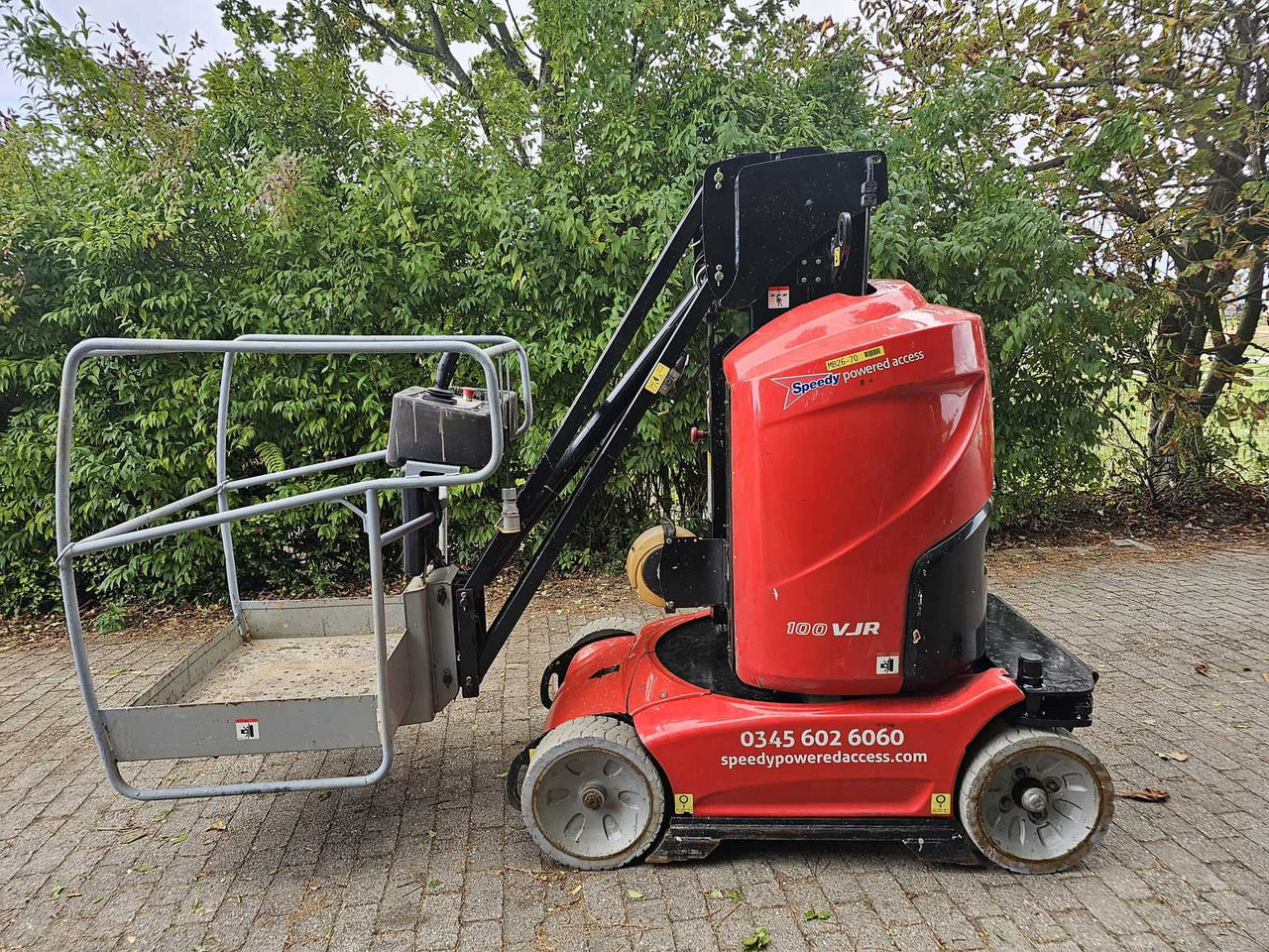 Manitou 100VJR - Henkilönostin: kuva Manitou 100VJR - Henkilönostin Manitou 100VJR - Henkilönostin: kuva Manitou 100VJR - Henkilönostin