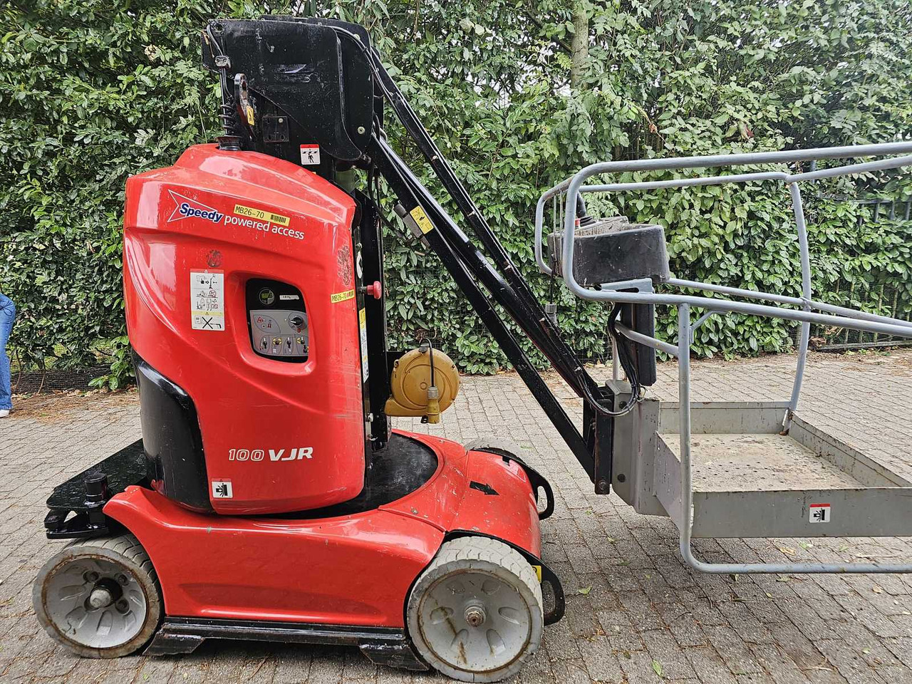 Manitou 100VJR - Henkilönostin: kuva Manitou 100VJR - Henkilönostin Manitou 100VJR - Henkilönostin: kuva Manitou 100VJR - Henkilönostin