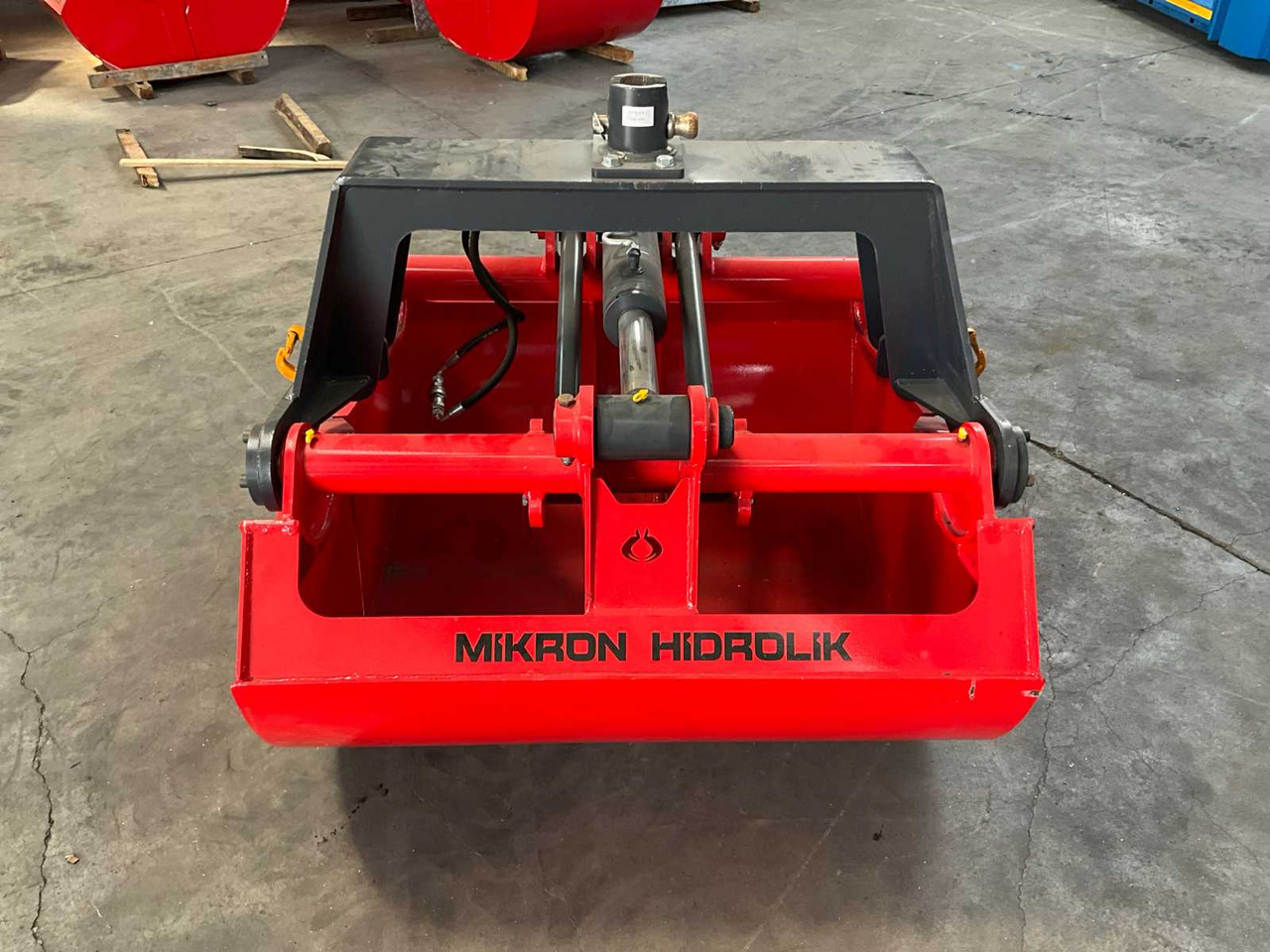 Mikron Hidrolik MHK-E120 Clamshell Bucket - Kaivinkoneen kauha: kuva Mikron Hidrolik MHK-E120 Clamshell Bucket - Kaivinkoneen kauha Mikron Hidrolik MHK-E120 Clamshell Bucket - Kaivinkoneen kauha: kuva Mikron Hidrolik MHK-E120 Clamshell Bucket - Kaivinkoneen kauha