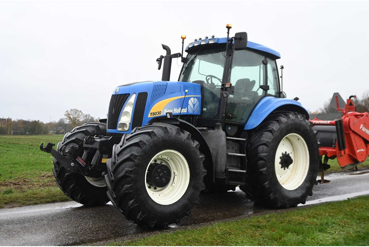 NEW HOLLAND - 2003 - TG230 - ALL-WHEEL DRIVE FARM TRACTOR - Traktori: kuva NEW HOLLAND - 2003 - TG230 - ALL-WHEEL DRIVE FARM TRACTOR - Traktori NEW HOLLAND - 2003 - TG230 - ALL-WHEEL DRIVE FARM TRACTOR - Traktori: kuva NEW HOLLAND - 2003 - TG230 - ALL-WHEEL DRIVE FARM TRACTOR - Traktori
