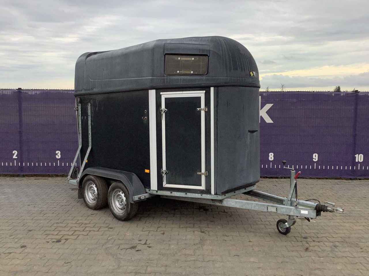 2008 - HOTRARIJS - PT 2006 - HORSE TRAILER - Perävaunu: kuva 2008 - HOTRARIJS - PT 2006 - HORSE TRAILER - Perävaunu 2008 - HOTRARIJS - PT 2006 - HORSE TRAILER - Perävaunu: kuva 2008 - HOTRARIJS - PT 2006 - HORSE TRAILER - Perävaunu