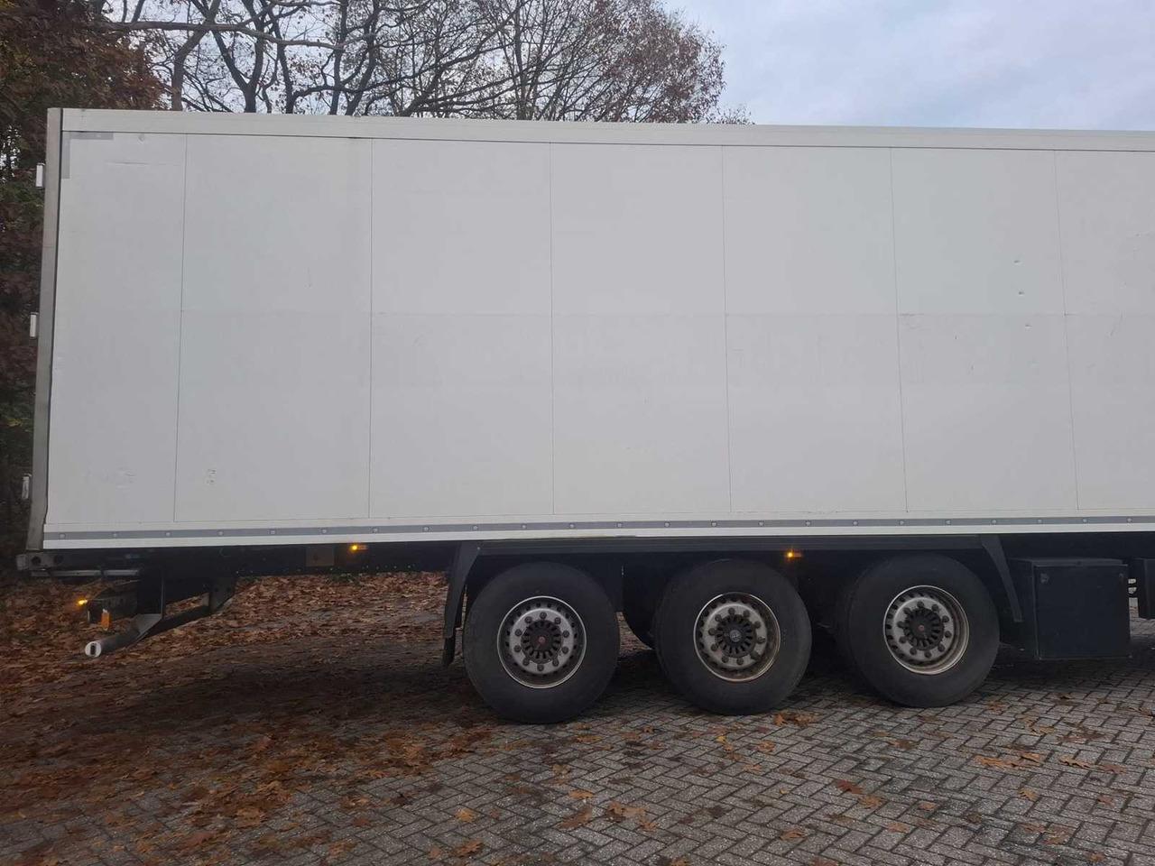 2016 KRONE SD MEATHANG DA04CNLF SEMI-TRAILER - Puoliperävaunu: kuva 2016 KRONE SD MEATHANG DA04CNLF SEMI-TRAILER - Puoliperävaunu 2016 KRONE SD MEATHANG DA04CNLF SEMI-TRAILER - Puoliperävaunu: kuva 2016 KRONE SD MEATHANG DA04CNLF SEMI-TRAILER - Puoliperävaunu