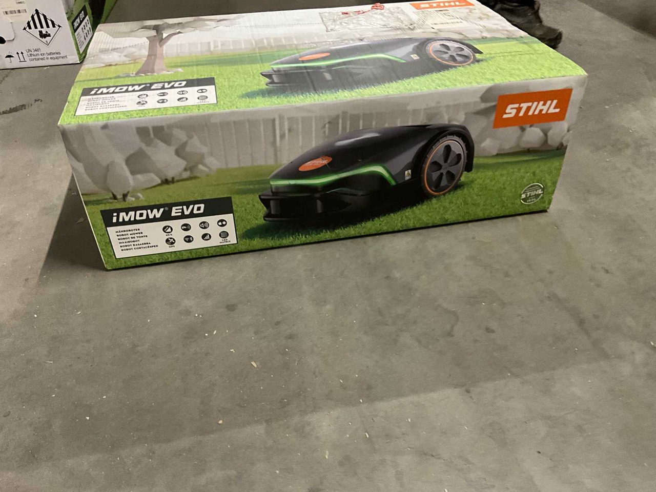 STIHL Imow 6 EVO  - Ruohonleikkuri: kuva STIHL Imow 6 EVO  - Ruohonleikkuri STIHL Imow 6 EVO  - Ruohonleikkuri: kuva STIHL Imow 6 EVO  - Ruohonleikkuri